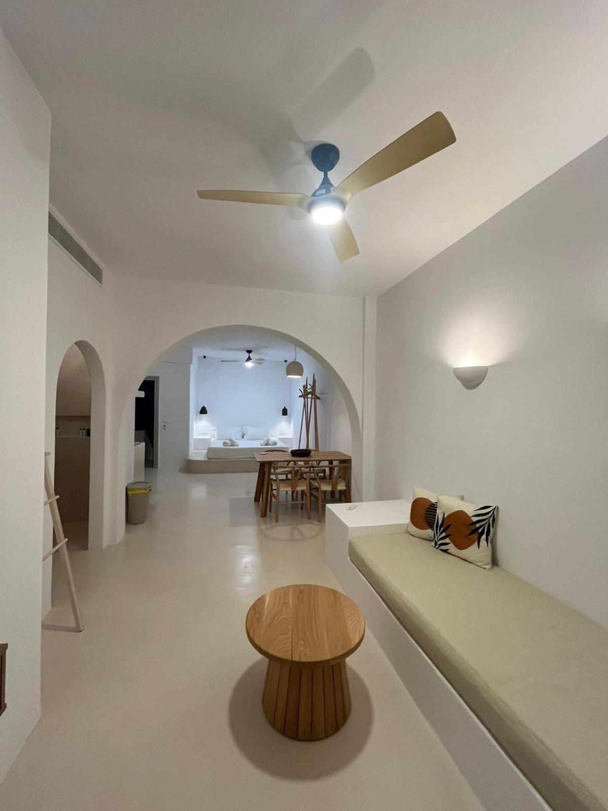 Ios Alcyon Blue Suites Exterior photo