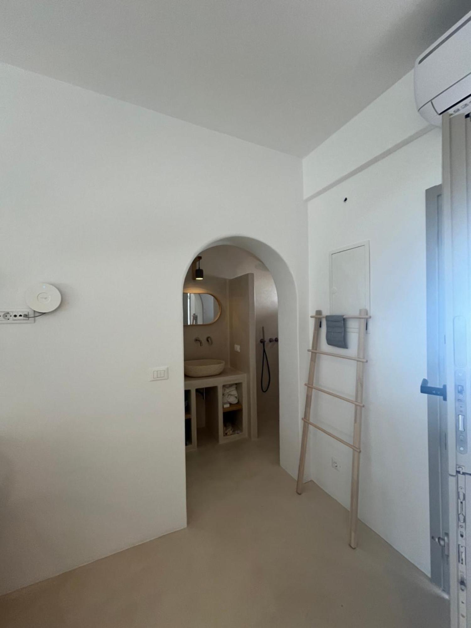 Ios Alcyon Blue Suites Exterior photo