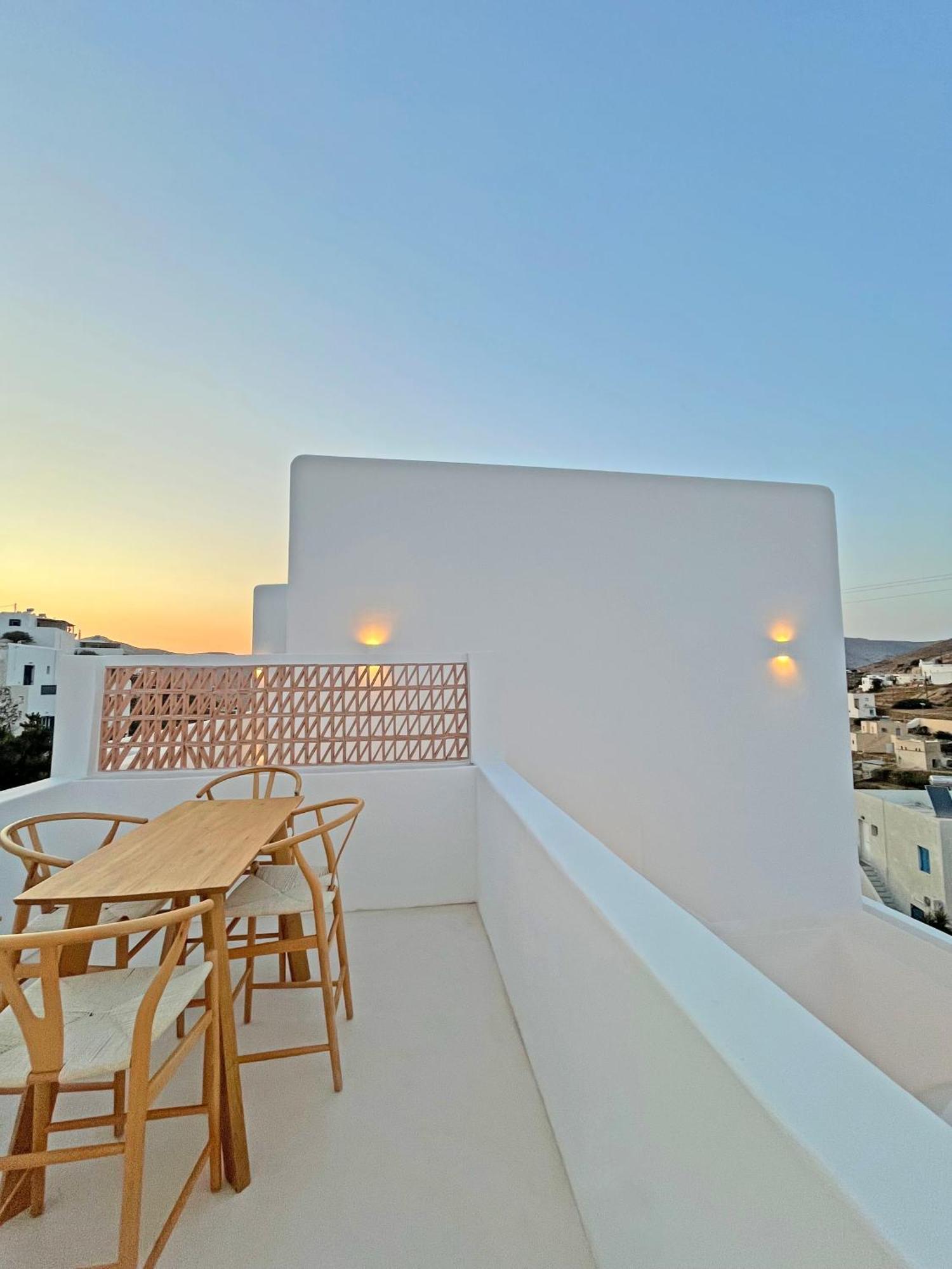 Ios Alcyon Blue Suites Exterior photo