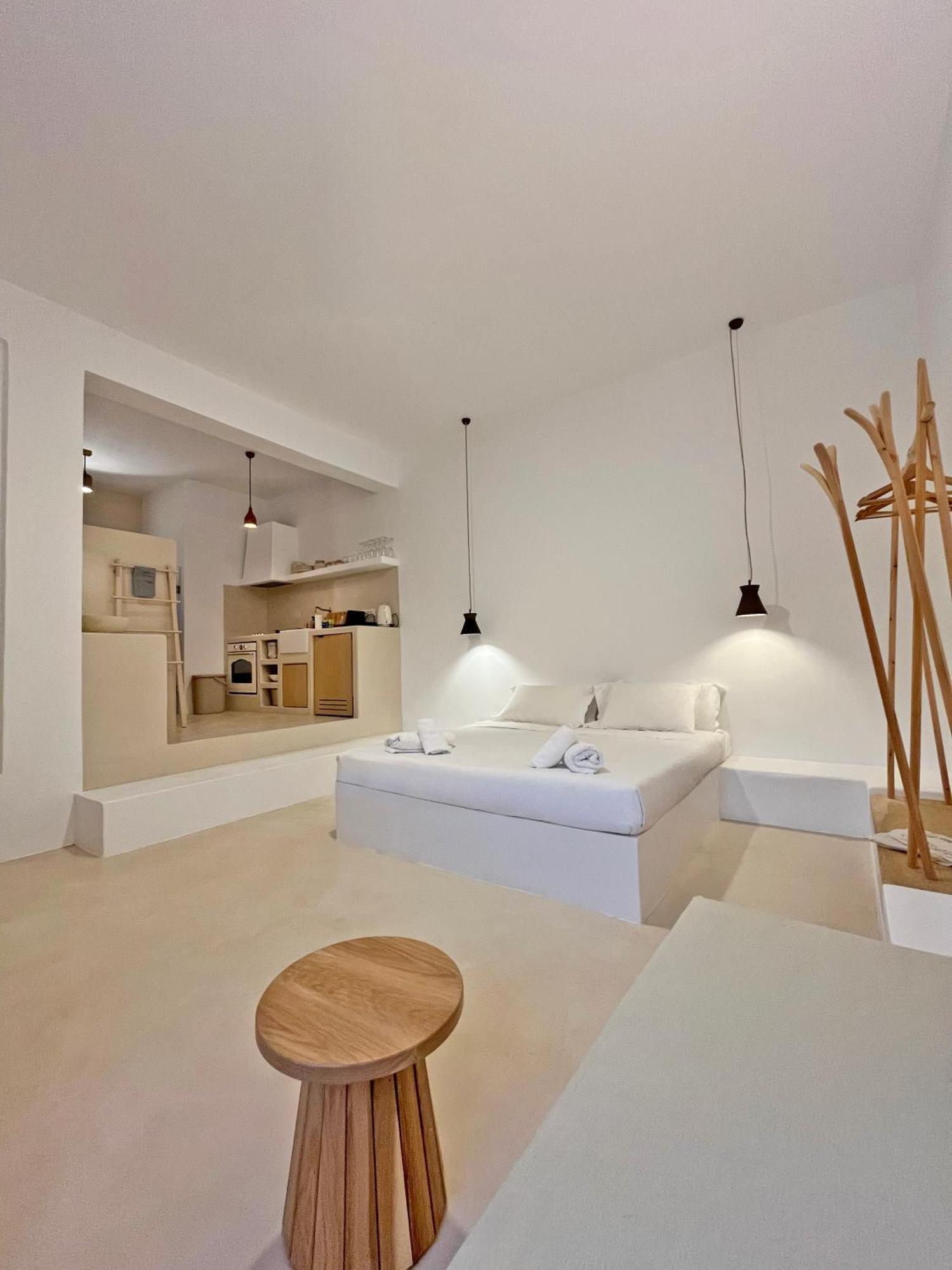 Ios Alcyon Blue Suites Exterior photo