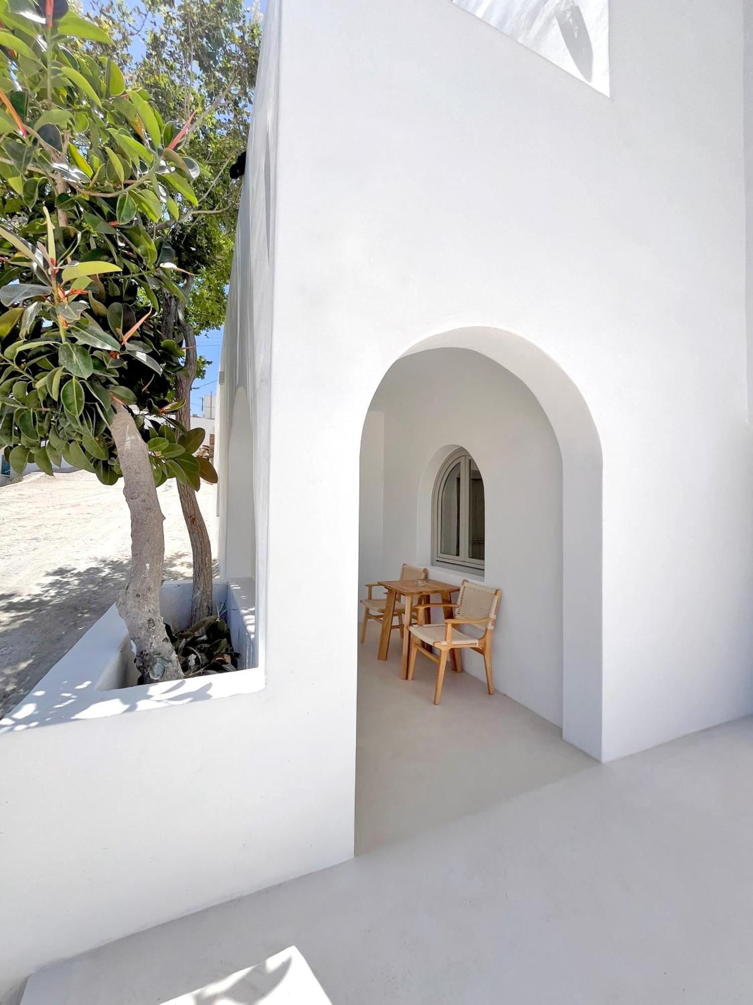 Ios Alcyon Blue Suites Exterior photo